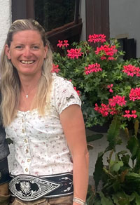 Bea Holzmann, Aromaberaterin bei feeling in Tirol