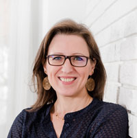 Melanie Neuninger, MA, Aromaberaterin bei feeling in Wien